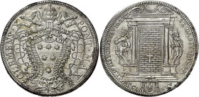 Roma.  

Clemente X (Emilio Altieri), 1670-1676. Piastra del Giubileo 1675, AR 31,77 g. CLEMENS X – PONT MAX Stemma sormontato da triregno e chiavi de...