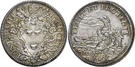Roma.  

Testone anno III/1693, AR 9,10 g. ·INNOCEN·XII· – PONT·M·A·III· Stemma sormontato da triregno,chiavi decussate con cordoni e fiocchi e accost...