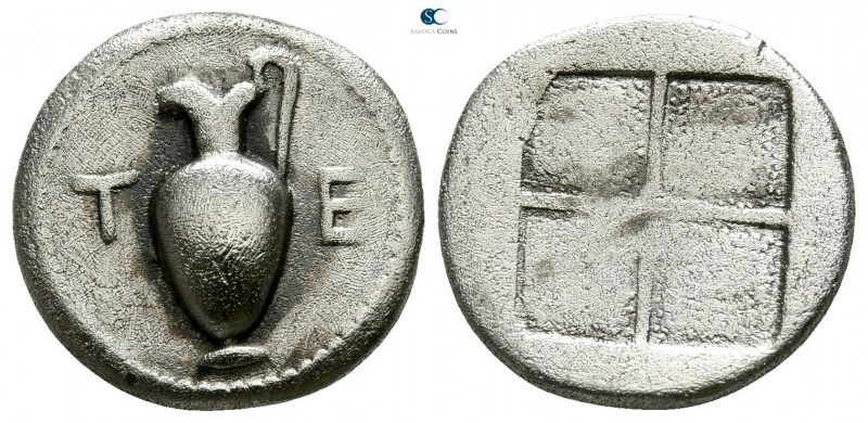 Macedon. Terone circa 424-422 BC. 
Tetrobol AR

14mm., 2,22g.

T-E, oinocho...