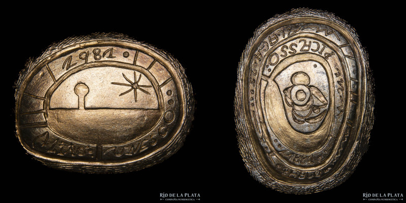 UNESCO. Medalla Pablo Picasso 100 Aniversario de su nacimiento, diseñada por Joa...