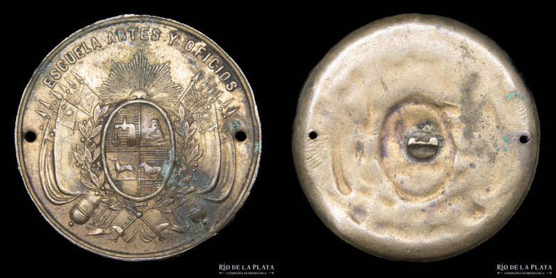 Uruguay. ND. Insigna/Boton. Escuela de Artes y Oficios. Bronce; 34mm; 7.03g. (VF...