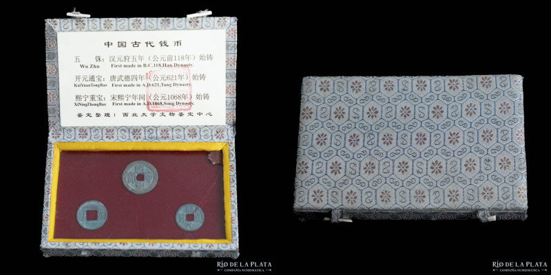 China. Set with 3 original coins. Han, Tang and Song Dynasties. Including Wu Zhu...