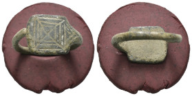 Bronze 3.47 gram Diameter 21 mm
ANCIENT ROMAN BRONZE RING.(3rd–4th centuries).Ae.