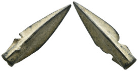 Weight 3.30 gr - Diameter 34 mm Ancient Bronze Arrowhead. SOLD AS SEEN.