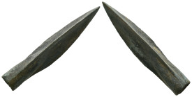 Weight 2.81 gr - Diameter 39 mm Ancient Bronze Arrowhead. SOLD AS SEEN.