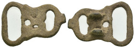 Weight 4.80 gr - Diameter 33 mm Ancient bronze belt buckle. SOLD AS SEEN.