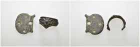 Weight 14.95 gr - 2 pieces - Ancient bronze belt buckle. SOLD AS SEEN.