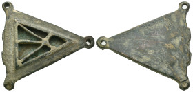Weight 15.99 gr - Diameter 39 mm Ancient bronze belt buckle. SOLD AS SEEN.