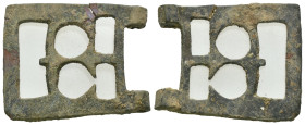 Weight 6.57 gr - Diameter 32 mm Ancient bronze belt buckle. SOLD AS SEEN.