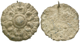 Weight 19.79 gr - Diameter 42 mm Ancient bronze belt buckle. SOLD AS SEEN.