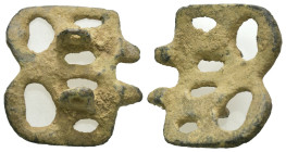 Weight 4.41 gr - Diameter 24 mm Ancient bronze belt buckle. SOLD AS SEEN.