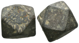 Bronze ancient weight, Weight 30.79 gr - Diameter 20 mm. SOLD AS SEEN.