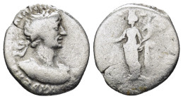 Hadrianus 117-138 AD, AR denarius, (16mm, 2.68 g) Rome Mint, ca. 118 AD. Laureate bust of Hadrianus with drapery on the far shoulder right Felicitas s...