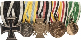 Ordensspangen
Spange mit 5 Auszeichnungen Preußen - Eisernes Kreuz 1914 2. Klasse. Sachsen - Friedrich-August-Medaille in Silber. Drittes Reich - Ehr...