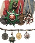 Ordensspangen
Spange mit 4 Auszeichnungen Osmanisches Reich - Iftihar-Medaille, Silber. Osmanje-Orden, 3. Modell, Dekoration 4. Klasse, Silber, teilw...