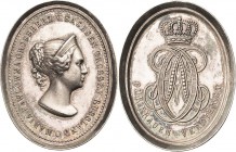 Orden deutscher Länder Sachsen-Weimar
Ehrenzeichen für Frauen, 1. Abteilung Verliehen 1899-1918. Silber. 41 x 32 mm, 25,03 g. Öse entfernt OEK 2387 K...