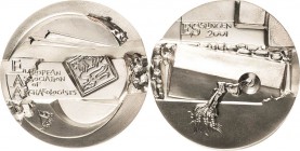 Archäologie und Ägyptologie
 Silbermedaille 2001 (Victor Huster) Internationaler Archäologenkongress in Esslingen. 36,8 mm, 37,43 g Prägefrisch