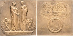 Firmen
Farbenfabriken Bayer, Leverkusen Bronzemedaille 1913 (A. Hartig) Silberhochzeit von Carl Duisberg und Johanna Seebohm (1864-1945), Nichte von ...