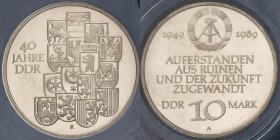 Gedenkmünzen Polierte Platte
 10 Mark 1989. 40 Jahre DDR. Im verplombten Originaletui Jaeger 1630 Polierte Platte