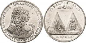 Anhalt-Köthen
Leopold, unter Vormundschaft seiner Mutter Gisela Agnes 1704-1715 Zinnmedaille 1709 (Wermuth) Zum Gedenken an ihre Großeltern Emanuel v...