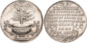 Anhalt-Dessau
Johann Georg II. 1660-1693 Silbermedaille 1676 (H.R.) Auf die Geburt des Fürsten Leopold. Lebensbäumchen in reichverziertem Topf, darüb...
