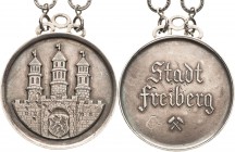 Freiberg
 Silbermedaille o.J. (1938) (F.W. Hörnlein) 750 Jahre Bergstadt Freiberg. Stadtwappen mit dreitürmigem Tor und dem Löwenschild der Markgrafs...