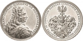 Leipzig
 Zinnmedaille mit Kupferstift 1701. Bürgermeister Franz Conrad Romanus Mockershausen. Brustbild nach rechts / Behelmtes Wappen. 47,5 mm, 29,1...