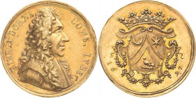 Lübeck-Stadt
 Goldmedaille 1697 (unsigniert) Auf den Bürgermeister Hieronymus v. Dorne. Brustbild nach rechts / Wappen von einer Krone bedeckt und ge...