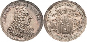 Lübeck-Stadt
 Silbermedaille 1731. Auf den Bürgermeister Jacob Hübens. Brustbild des Bürgermeisters nach rechts / Gekröntes Wappen in verzierter Kart...