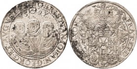 Sachsen-Kurlinie ab 1547 (Albertiner)
Christian II., Johann Georg I. und August 1591-1611 Taler 1592, HB-Dresden Hüftbilder auf gleicher Höhe Keilitz...