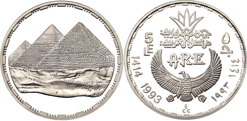 Egypt 5 Pounds 1993 AH 1414

KM# 740; Silver 22.50 g., Proof; Pyramids