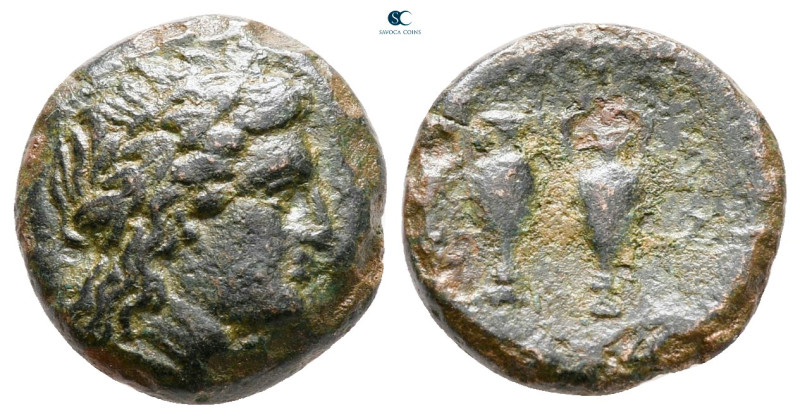 Macedon. Mende circa 400-350 BC. 
Bronze Æ

14 mm, 2,75 g



very fine