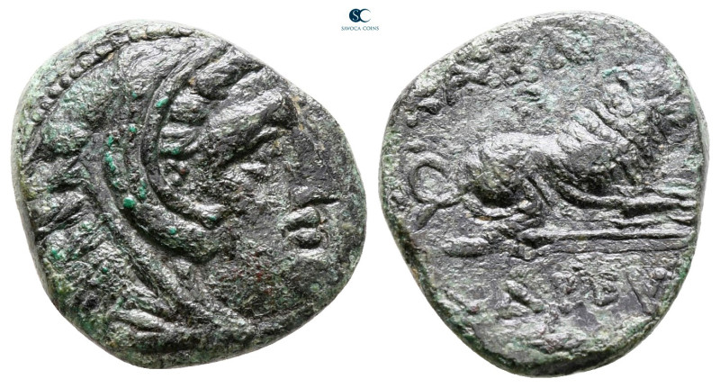 Kings of Macedon. Uncertain mint. Kassander 306-297 BC. 
Bronze Æ

17 mm, 3,2...