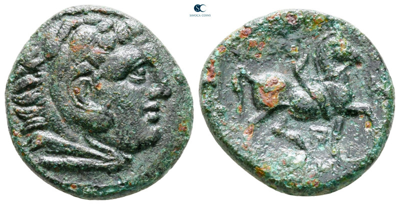 Kings of Macedon. Uncertain mint. Kassander 306-297 BC. 
Bronze Æ

20 mm, 5,1...