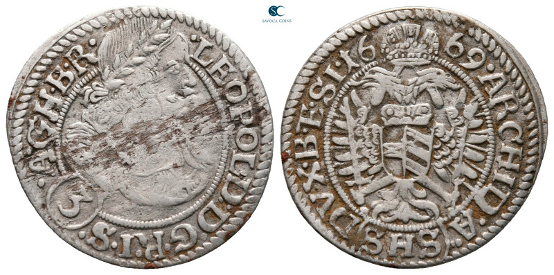 Austria. Leopold I of Habsburg AD 1657-1705.
3 Kreuzer AR

22 mm, 1,70 g

...