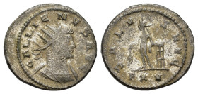 Antoninianus Æ
Gallienus (253-268), Antioch. Radiate and cuirassed bust r. R/ Apollo standing l., holding branch and leaning on tripod to his r.; in ...