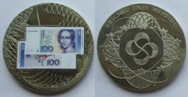 Medal
33 mm, 30 g