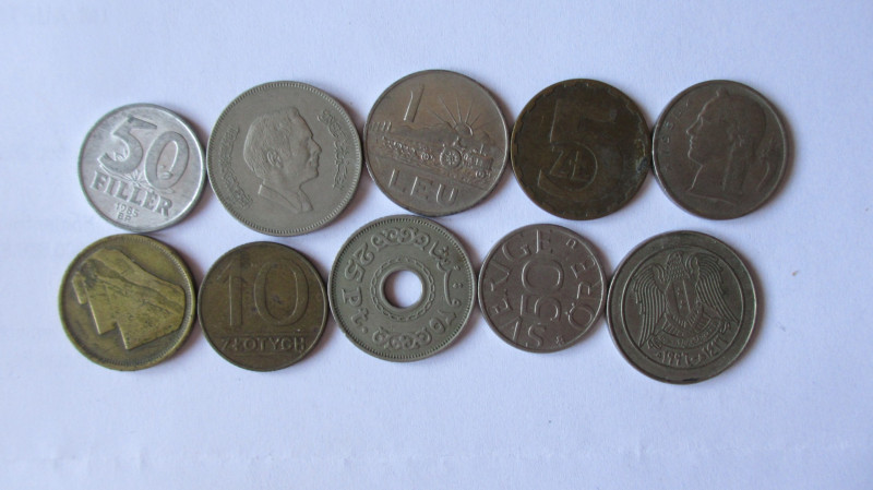 Ten world coins