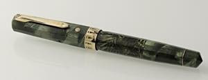 EVERSHARP-Penna stilografica- Corpo in resina variopinta Verde. Lunghezza totale...