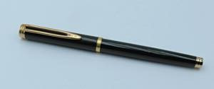 WATERMAN -Penna stilografica- Ideal Paris. Corpo e cappuccio della penna in resi...