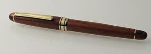 Penna stilografica non brandizzata in legno con finiture dorate. Ricarica a cart...