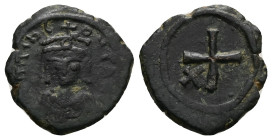 Tiberius II Constantine, 578-582 AD. AE, Decanummium. 3.74 g. 19.34 mm. Constantinople.