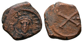 Phocas, AD 602-610. AE, Decanummium. 3.80 g. 19.66 mm.