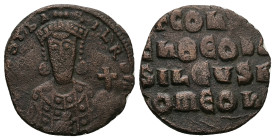 Constantine VII Porphyrogenitus, AD 913-959. AE, Follis. 6.06 g. 24.36 mm. Constantinople.