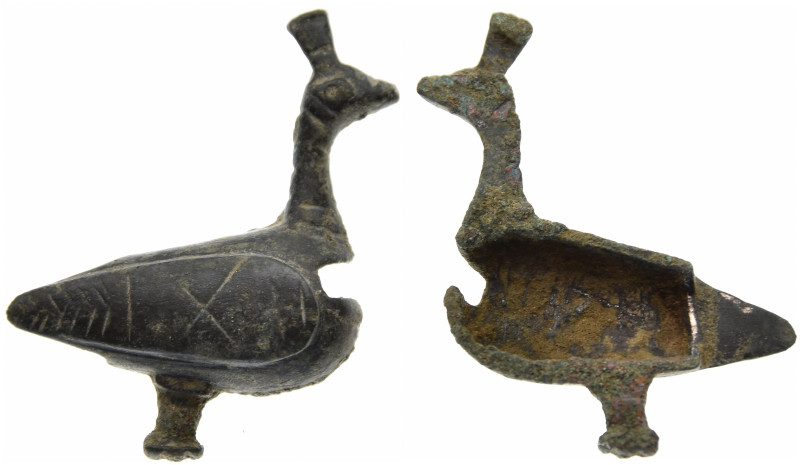 AE Medieval bronze hoopoe

14.27 g 49.76 mm