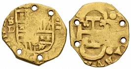 Felipe III (1598-1621). 2 escudos. Sevilla. D. (Cal-tipo 20). Au. 6,51 g. Visible el numeral del Rey. Cuatro agujeros. BC+. Est...250,00.