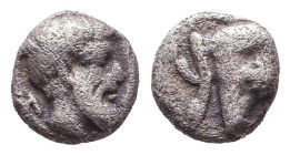 Greek Obol, Ca. 5th-3rd Century BC. AR.

Reference:

Condition: Very Fine

Weight: 0,5 gr
Diameter: 6,1