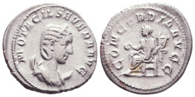 OTACILIA SEVERA, 244-249 AD. AR, Antoninianus
Reference:

Condition: Very Fine

Weight: 4gr
Diameter: 22,2mm