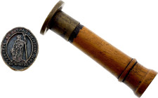 Cachet Révolutionnaire, Administration Municipale du Canton de Fleurey, Côte-d'or (circa 1790) (Laiton doré, 41.77 gr, 28 mm). Superbe.

Le Canton de ...
