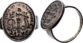 Bague Sigillaire, Républicain Français Jacobins (circa 1790) (Argent, 11.45 gr, 20 mm). Très beau.

Provient de la collection du Docteur André Bernhei...